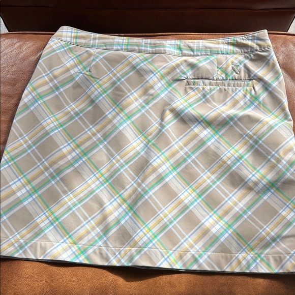 Callaway Golf Skort featuring a tan, green, yellow, white plaid pattern, Size 14 - Picture 6 of 11